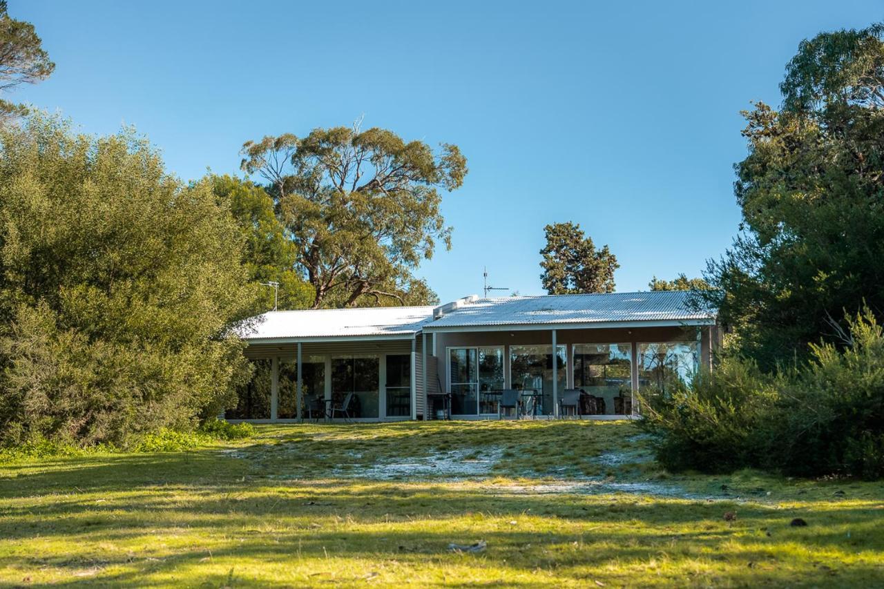 Waterfront Retreat At Wattle Point Villa Forge Creek Bagian luar foto