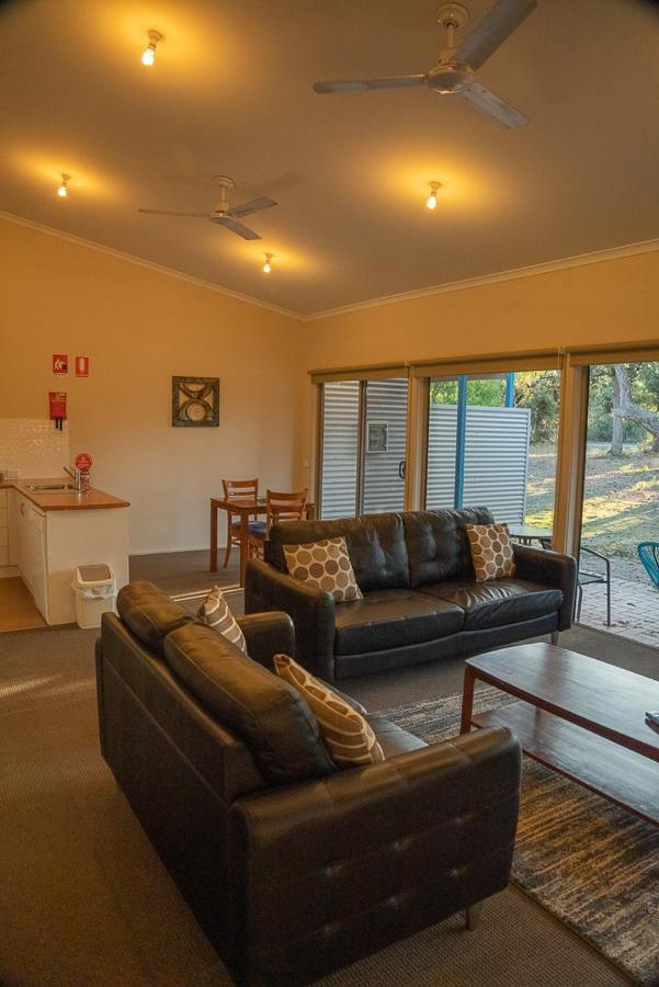 Waterfront Retreat At Wattle Point Villa Forge Creek Bagian luar foto