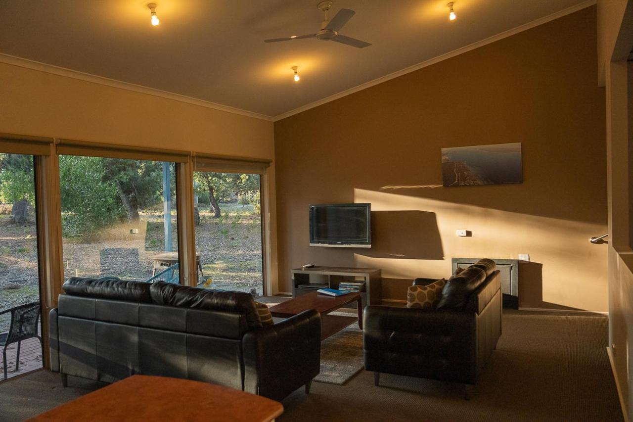 Waterfront Retreat At Wattle Point Villa Forge Creek Bagian luar foto