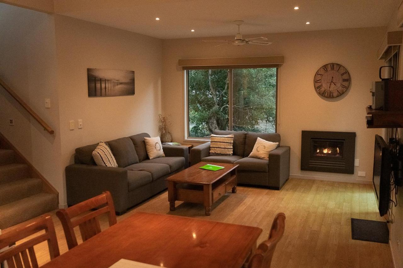 Waterfront Retreat At Wattle Point Villa Forge Creek Bagian luar foto